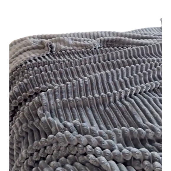 Queen Blanket Gray Plush Blankets Bedspread  Cozy Couch Throw Bed topper Gift - Picture 4 of 12